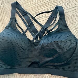 NWOT Victoria’s Secret Sport Black Strappy Workout Bra